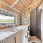 Holiday home Emili - 300m From The Sea By Interhome *