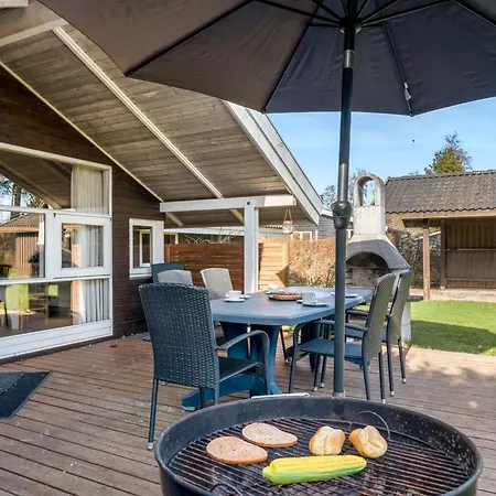 Emili - 300m From The Sea By Interhome Semesterbostad Gedser