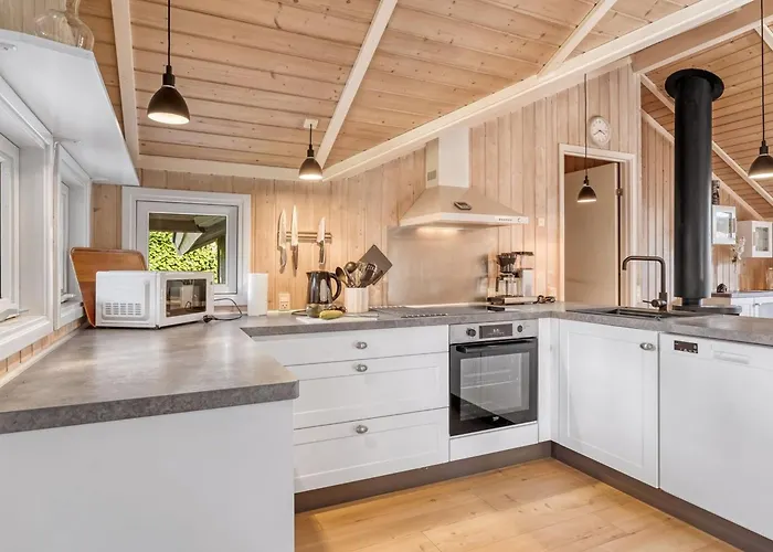 Emili - 300m From The Sea By Interhome Дом отдыха *