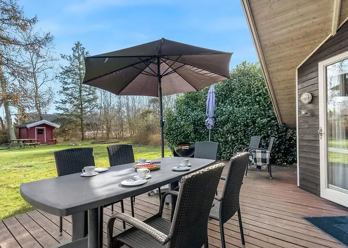 Emili - 300m From The Sea By Interhome Гедсер